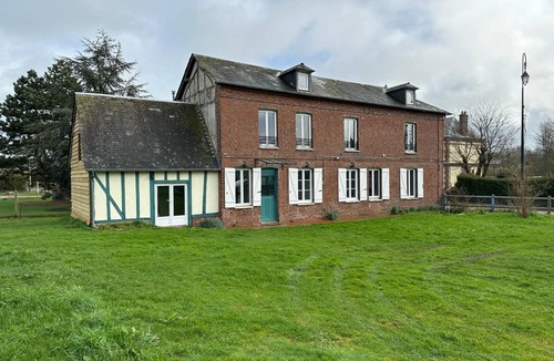 Saint-Pierre-du-Mesnil House | Maison Bourgeoise