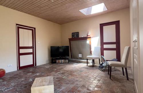 Moutiers-les-Mauxfaits House | Maison unique avec chasse au trésor