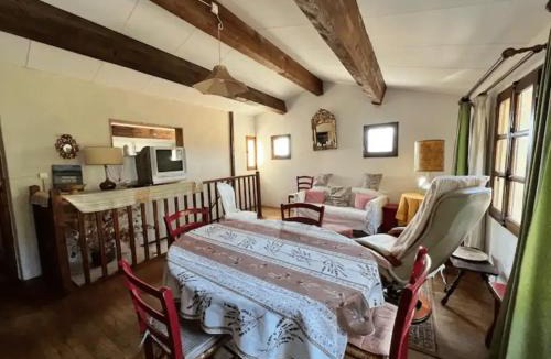 Ardailles House | Maison charmante à Val-d'Aigoual avec jardin
