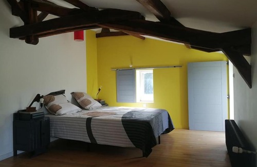 Saint-Etienne-de-Mer-Morte House | maison pleine de charme