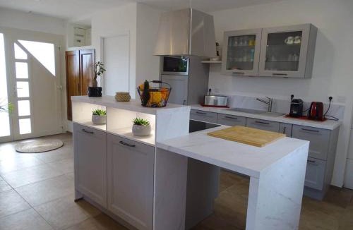 Saint-Gervais-sur-Roubion House | Maison " Des Noisetiers"