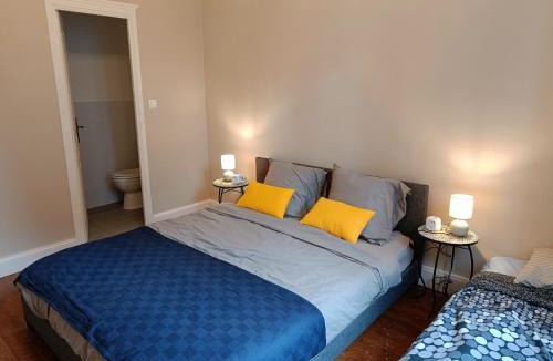 Saint-Hilaire-du-Harcouet Bed & Breakfast | Maison La Motte with bicycle parking