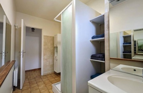 Saint-Hilaire-le-Chatel Bed & Breakfast | Maison Dans le Perche - Vue sur un Étang