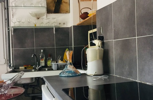 Saint-Hippolyte-du-Fort House | Maison D'artiste Atypique