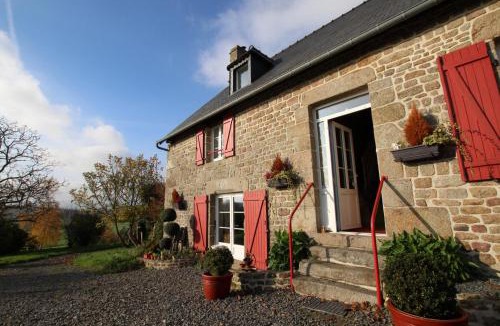 Saint-Laurent-de-Terregatte Bed & Breakfast | Maison d'hôtes l'Angevinière, chambre des Anges proche Mont-Saint-Michel