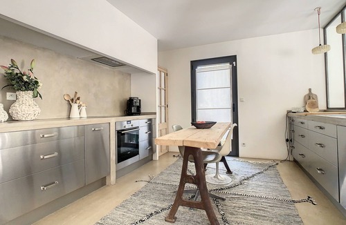 Saint-Laurent-des-Arbres House | Maison de Vacances