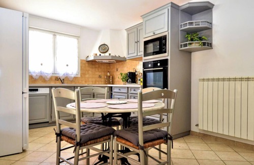 Saint-Laurent-La-Vernede House | Maison de Vacances Pour 10 Personnes + Piscine Privée