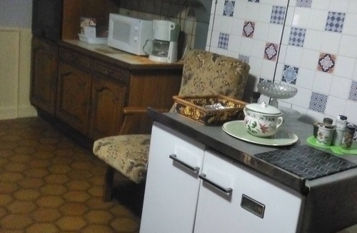 Saint-Yrieix-la-Montagne House | Maison de Campagne