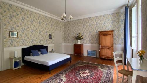 Sainte-Croix-de-Volvestre Bed & Breakfast | Maison de maître - Bed & Breakfast dans une forêt royale avec piscine et spa