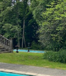 Sainte-Croix-de-Volvestre Bed & Breakfast | Maison de maître - Bed & Breakfast dans une forêt royale avec piscine et spa