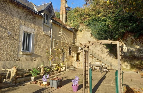 Sainte-Maure-de-Touraine House | MaisonFrancolatine – House with Parking, Terrace, and Garden