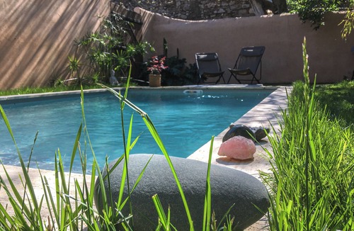 Villeneuve-les-Maguelone House | Maison Authentique Coeur de Village Jardin Arboré Piscine, à 15 mer !