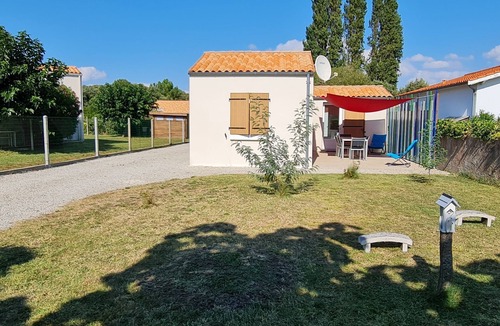 Le Grand-Village-Plage House | Maison Grand Village, Meublé de Tourisme 2 * Registration N° : 1748500005992