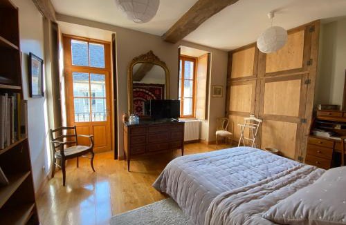 Flavigny-sur-Ozerain Bed & Breakfast | Maison Galimard