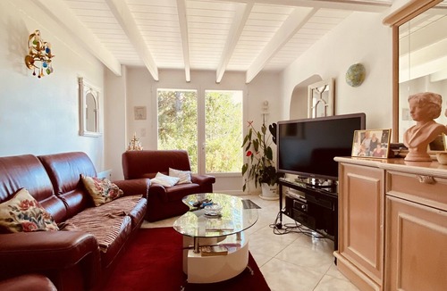 Montreal House | Maison Gasconne Dans la Campagne Gersoise