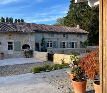 Rauzan House | Maison Girardine