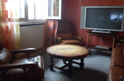 Echenoz-la-Meline House | Maison gite complète à Vesoul