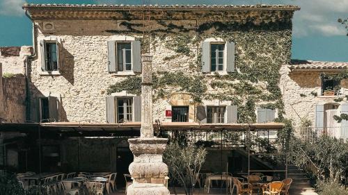 Lussan Hotel | Maison Gramme Lussan