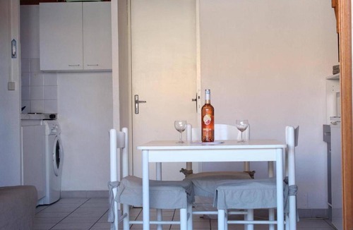 Les Ayguades Apartment | Maison Gruissan, 1 pièce, 4 personnes - FR-1-229A-597