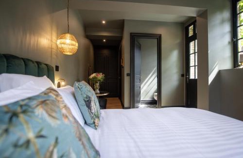 Saint-Lazare-Les Avenues Bed & Breakfast | Maison Heronnière