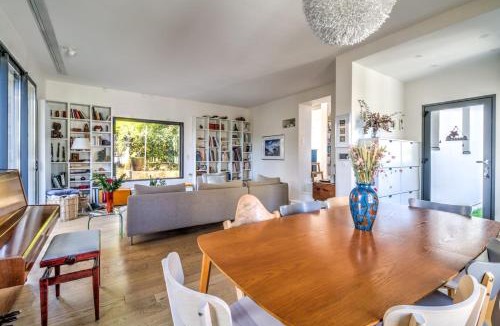 Bougival House | Maison Hippolyte - Welkeys