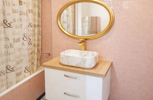 Champs-sur-Marne Bed & Breakfast | Maison Horizon downtown Disney 18mn