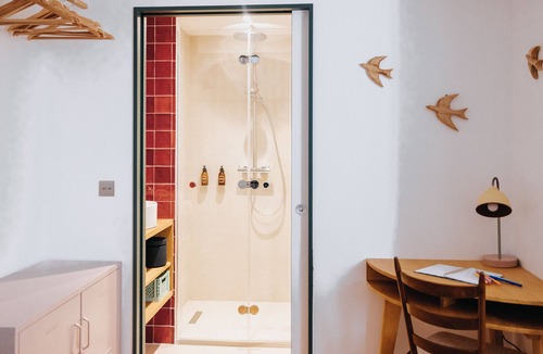 Grand Parc-Paul Doumer Bed & Breakfast | Maison Hubert