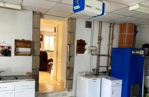 Saint-Sulpice-Lauriere House | Maison Individuelle