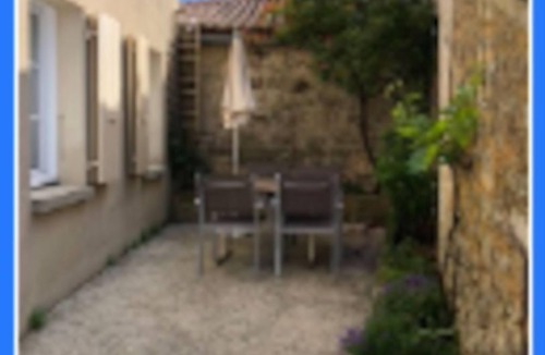Pissotte Villa | Maison Indépendante Dans Village Viticole