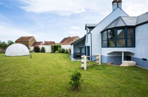 Bussieres (Yonne) House | Maison Indigo