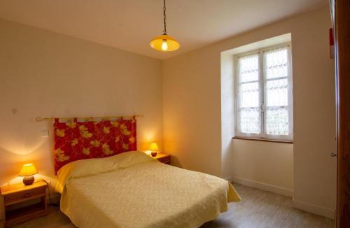 Villac House | Maison isolée avec cheminée, animaux acceptés, proche attractions historiques - FR-1-616-154