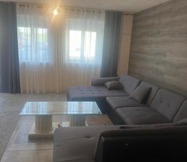 Vescheim House | Maison istoriquie