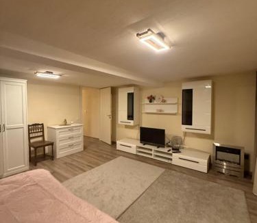 Vescheim House | Maison istoriquie