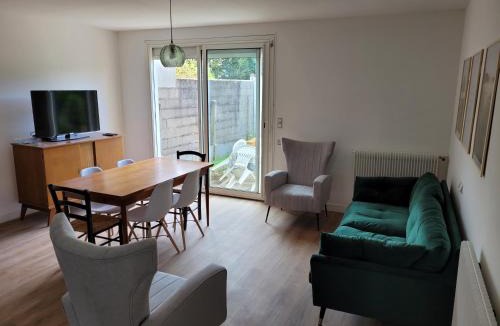 Madeleine - Saint-Leonard House | Maison jardin 4 chambres Parking Gratuit