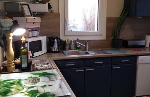 Quartier Sapins-Chatelet-Lombardie House | Maison Jardin AU Calme A 5min DU Centre Ville