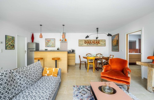 Vers-Pont-du-Gard House | Maison Jeannot - Climatisée avec piscine