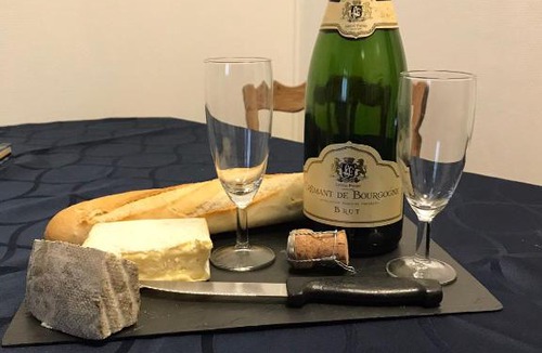 Lucenay-l'Eveque Apartment | Maison Jouvenaar Bas