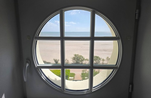 La Baule-Escoublac House | Maison Kreizdé de famille face mer - Plage Benoît, La Baule waterfront.