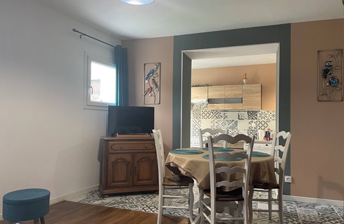 Beaumont Apartment | 🏡 Maison "L'Écolier" - Terrace & private parking - 10 min from Futuroscope