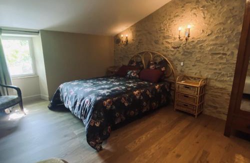 La Boissiere-de-Montaigu House | Maison l'or du temps gite Les Vignes