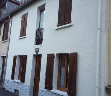Saint-Mamet House | Maison La Picade