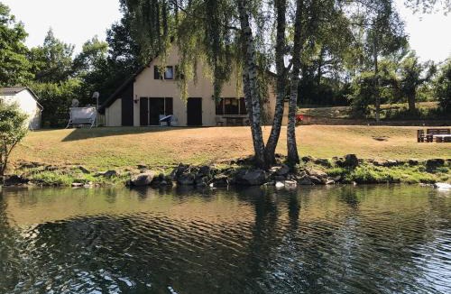 Arvieu House | Maison Lac de Pareloup -LES PIEDS DANS L'EAU-