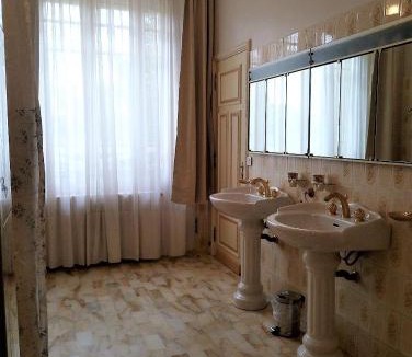 Longueville House | Maison Lalongère