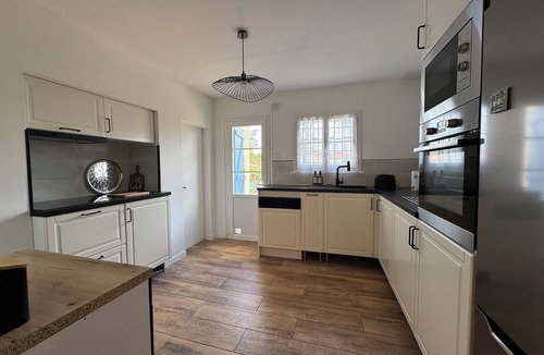 Mont-de-Marsan House | Maison Landena - quiet with spa, barbecue, garden & view of the cycle path