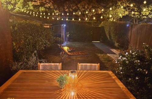 Fives House | Maison Langevin 2-Bedroom House with Cozy Garden & Patio