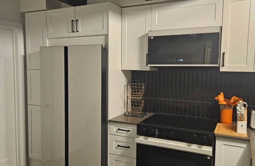 Pierrefonds-Roxboro House | Maison Lavoie Modern 3 BR Townhouse