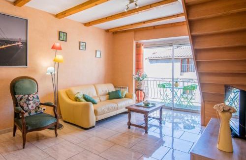 Creissels Apartment | Maison le vieux Creissels 4pers balcon parking gratuit