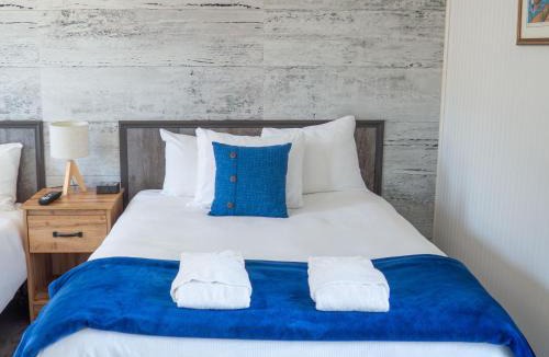 Petite-Vallee Hotel | Maison LeBreux - Motel