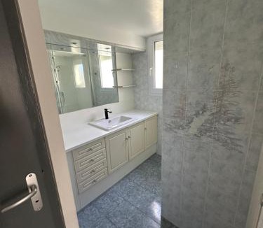 La Chapelle-Rousselin House | Maison les Boites