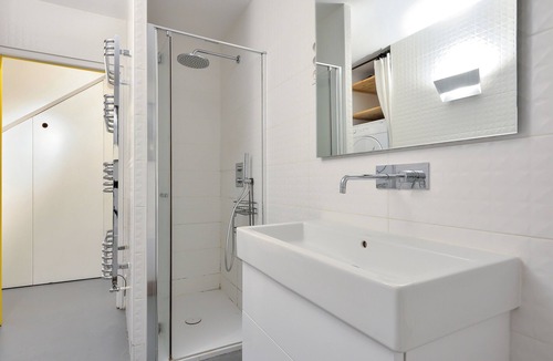 Les Puces de Saint-Ouen House | Maison Limone - Welkeys
